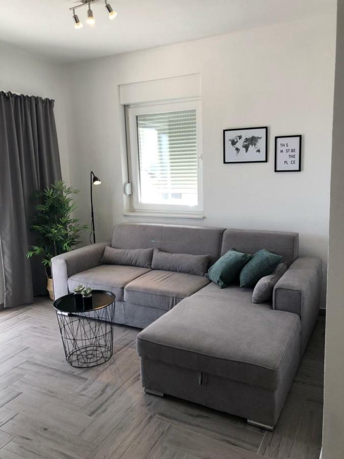 Ellavis Apartments エクステリア 写真